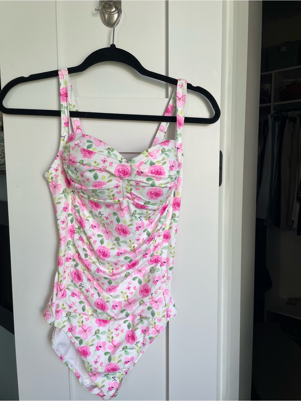 Betsey Johnson Pink & White Rose-Print One-Piece Swimsuit with Ruched Front